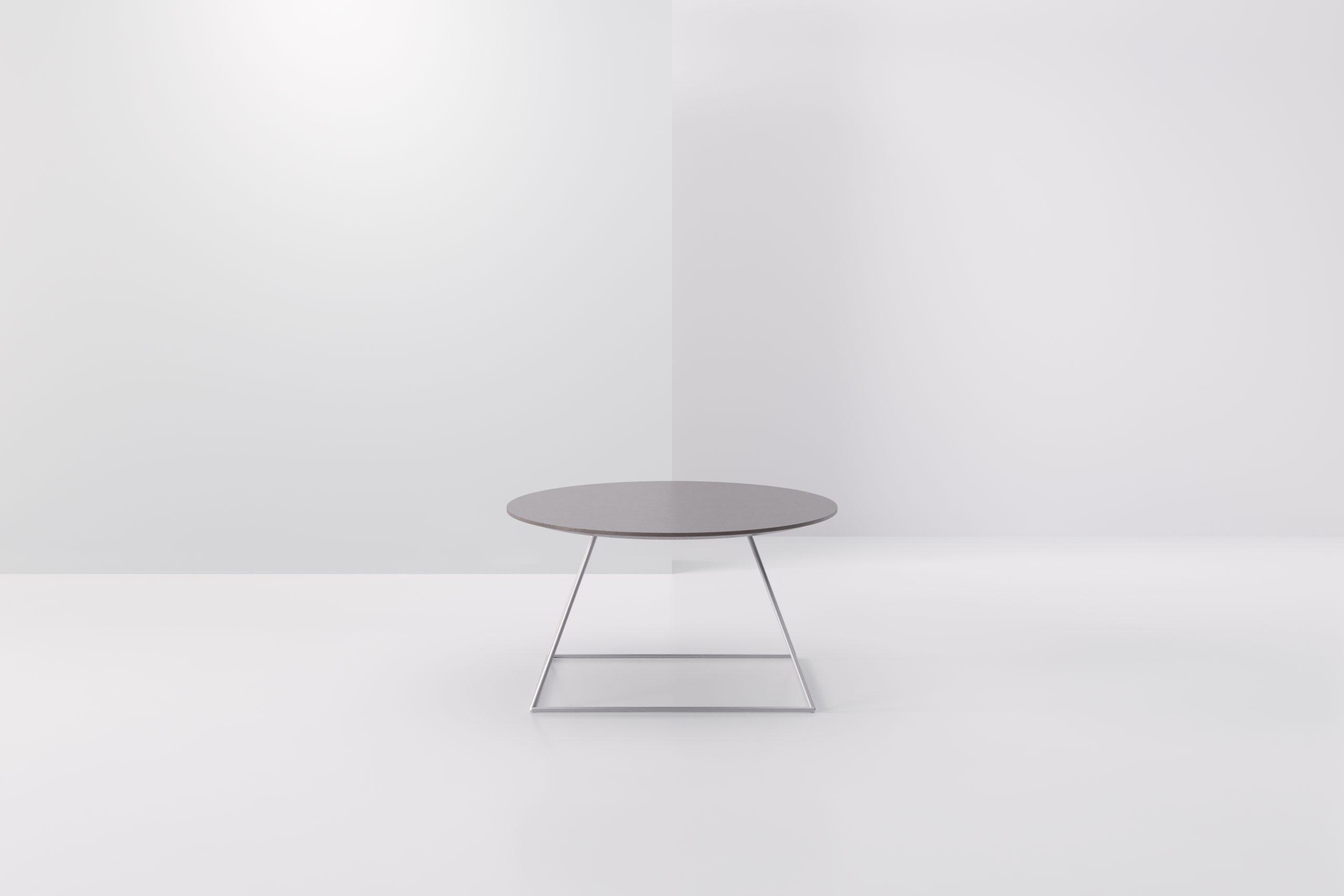 Dayton Large Oval Cocktail Table Product Image 2